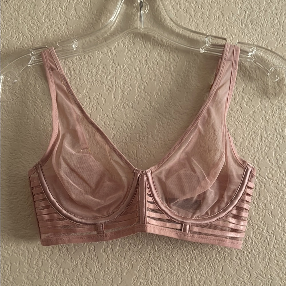 VS Mesh Underwire Bra